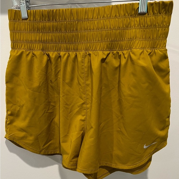 Nike Bronze/Gold Athletic Shorts Performance High Rise Thick Waist Sz L - Picture 1 of 9